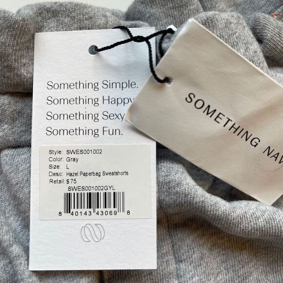 Something Navy Hazel Paperbag Sweatshorts - Picture 6 of 6